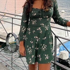 Abercrombie & Fitch Green Floral Long Sleeve Sweetheart Neck Smocked Dress XS